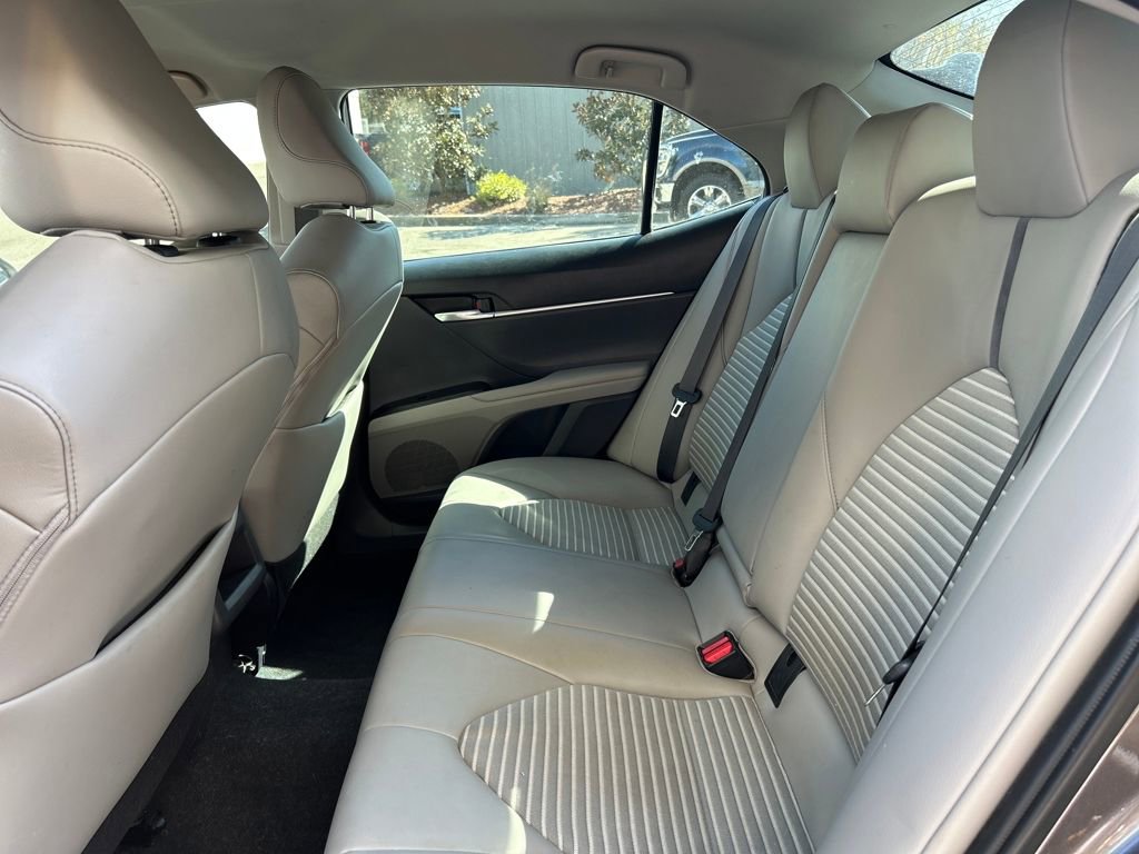 Used 2023 Toyota Camry SE image 13