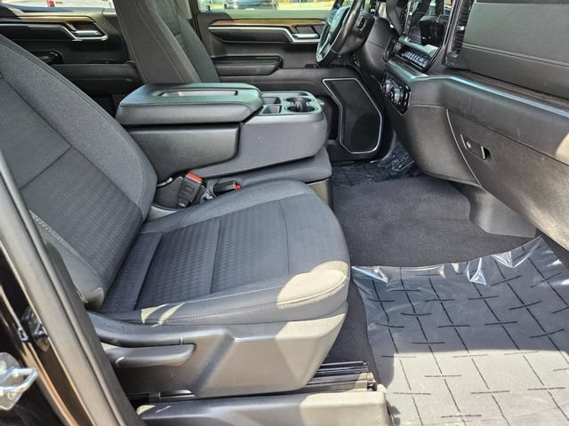 Used 2023 Chevrolet Silverado 1500 LT AWD/4WD image 12