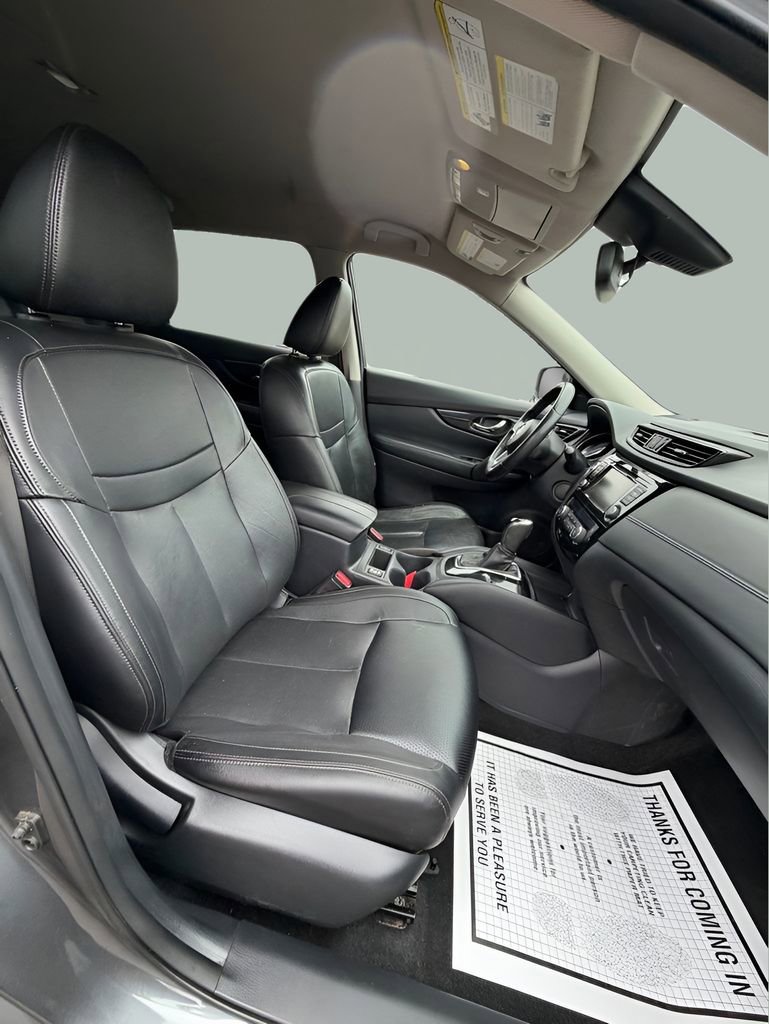 Used 2018 Nissan Rogue SL AWD/4WD image 16
