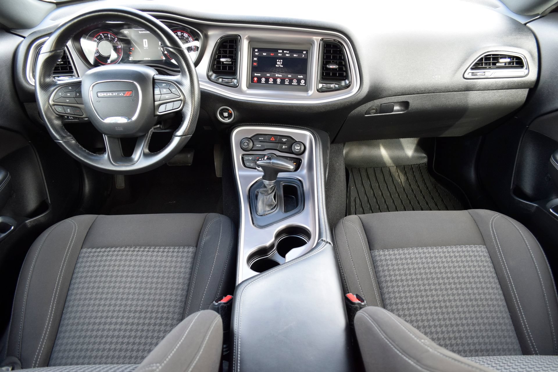 Used 2022 Dodge Challenger SXT w/ Blacktop Package RWD image 5