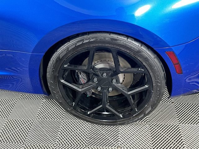 Used 2018 Chevrolet Camaro SS RWD image 31