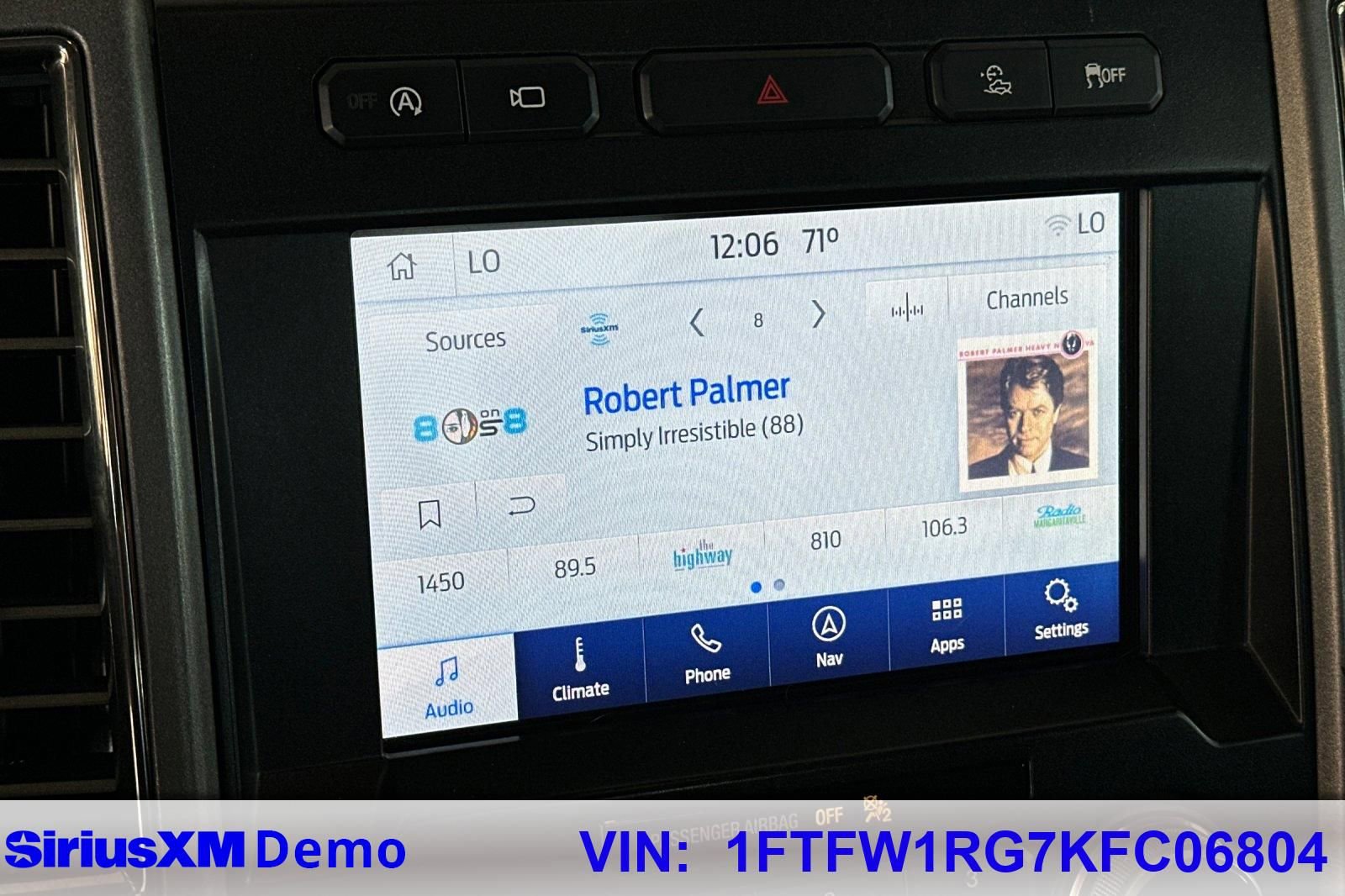 Certified 2019 Ford F150 Raptor w/ Equipment Group 802A Luxury image 27