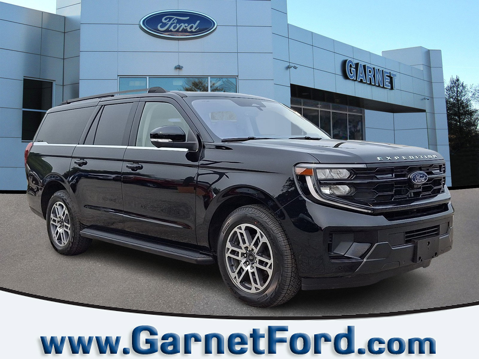 Certified 2025 Ford Expedition Max Active AWD/4WD image 1