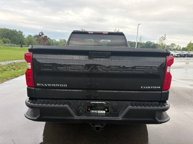 Used 2023 Chevrolet Silverado 1500 Custom AWD/4WD image 10