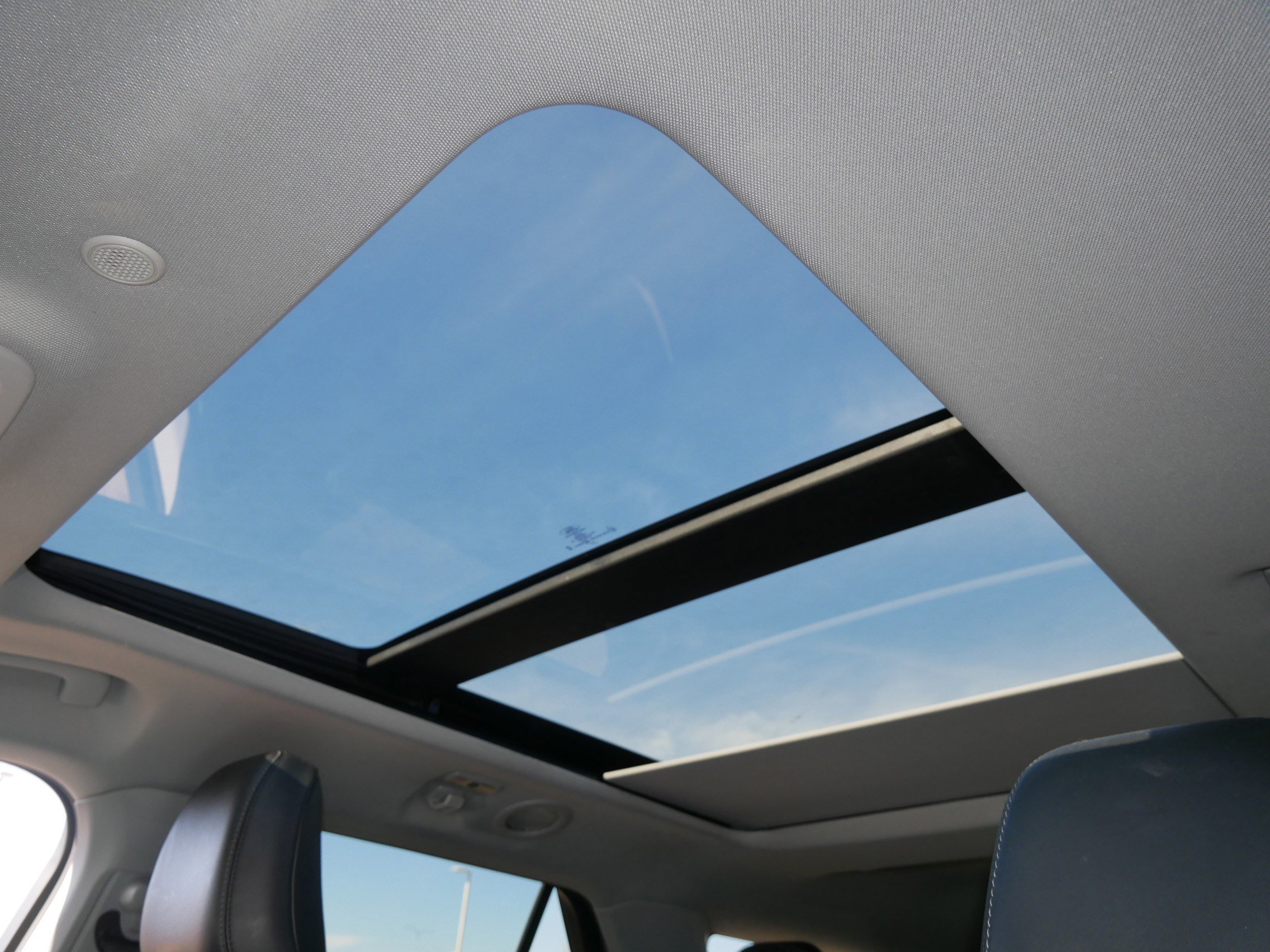 Certified 2024 Ford Explorer XLT w/ Equipment Group 202A image 36