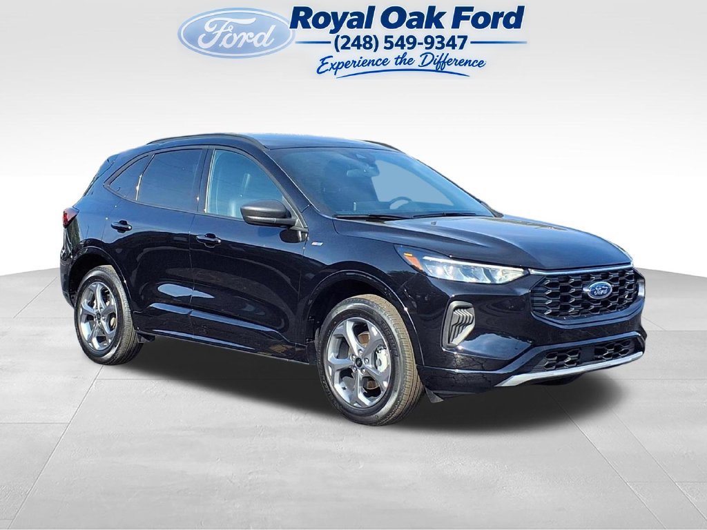 Certified 2024 Ford Escape ST-Line w/ Tech Pack #1 AWD/4WD image 1
