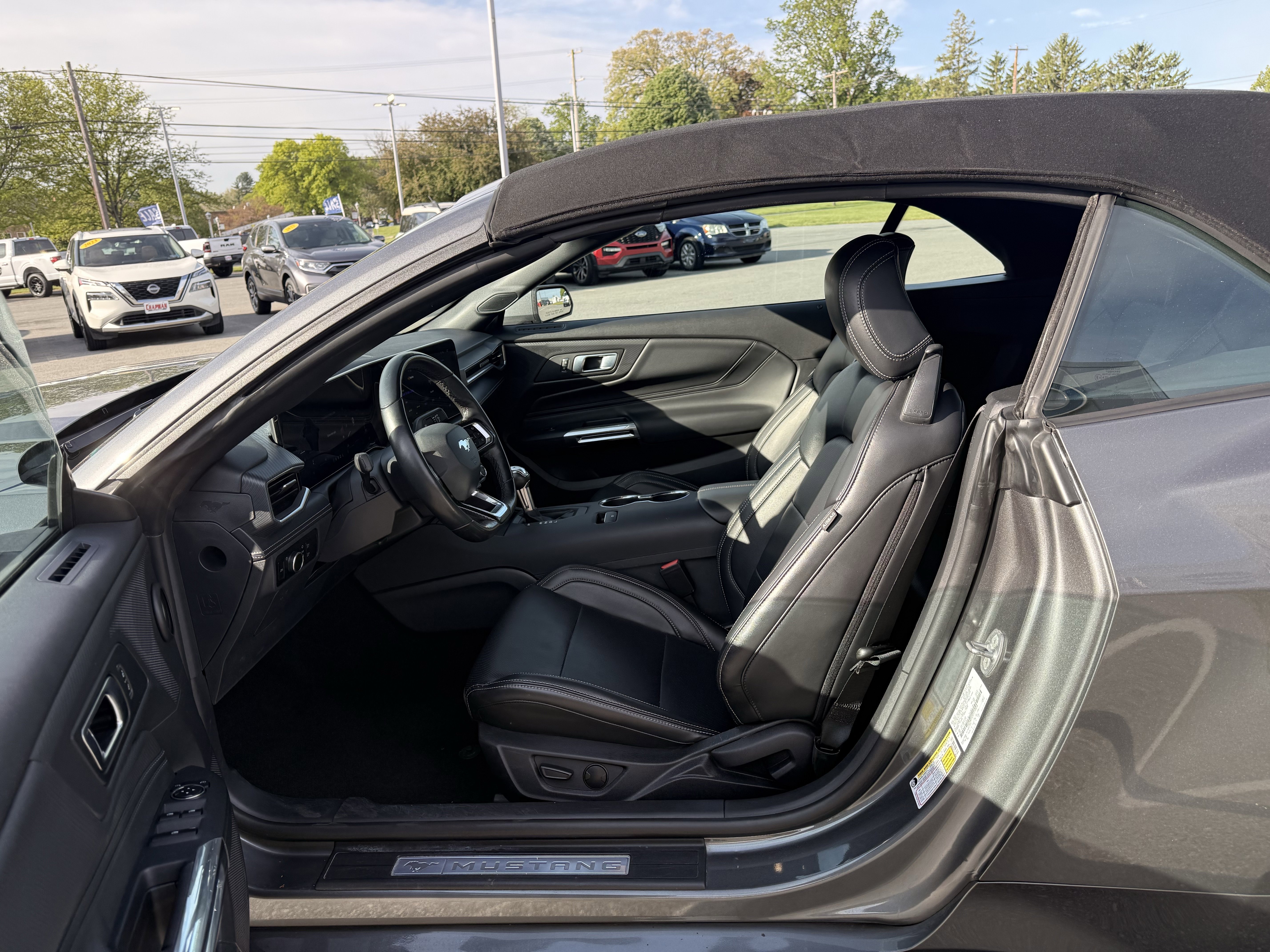 Certified 2025 Ford Mustang Premium RWD image 8