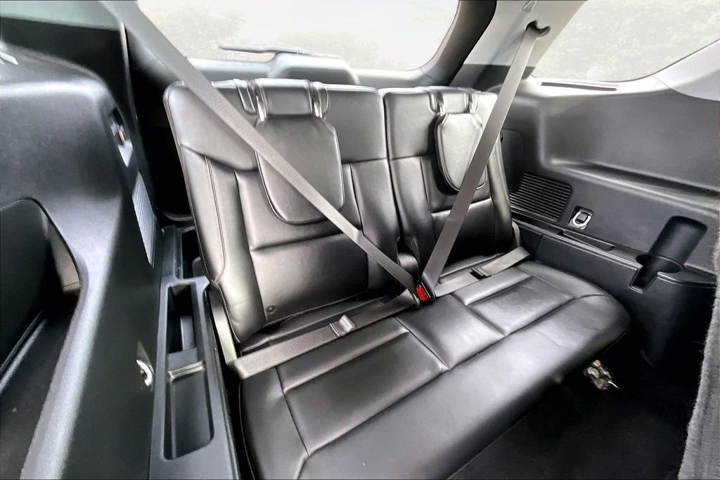 Certified 2023 Ford Explorer XLT w/ Equipment Group 202A image 27