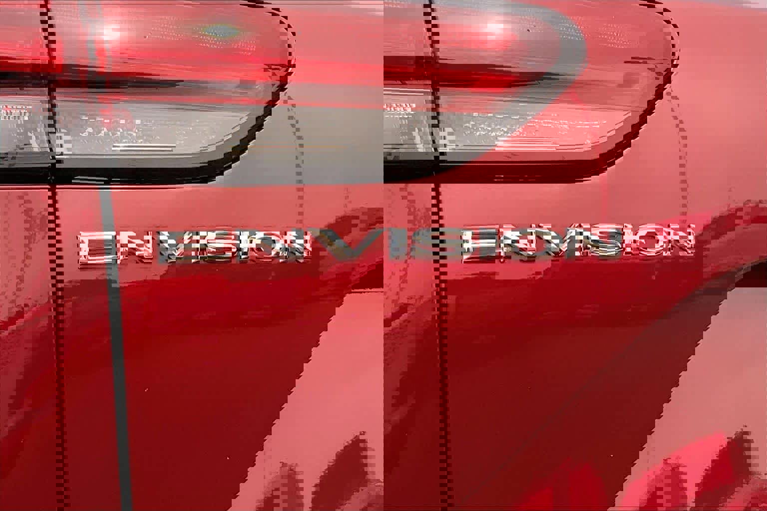 Used 2023 Buick Envision Essence image 30