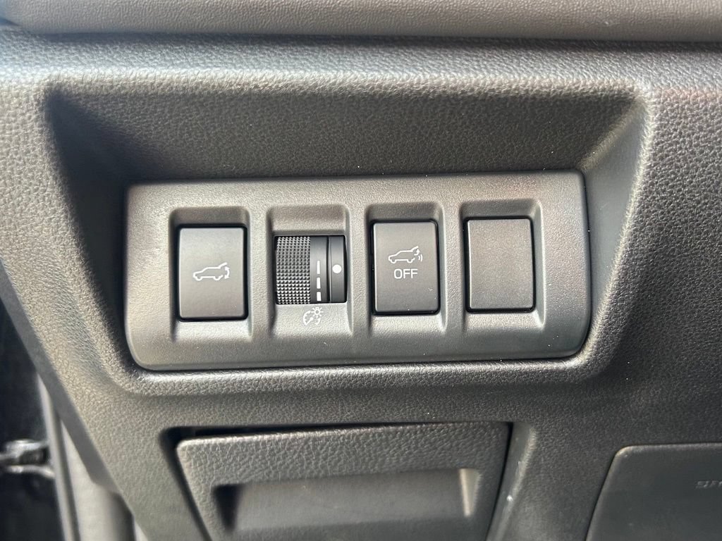Used 2024 Subaru Outback Onyx Edition AWD/4WD image 18