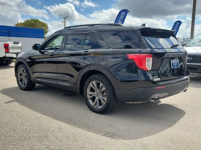 Certified 2021 Ford Explorer XLT w/ Equipment Group 202A image 2