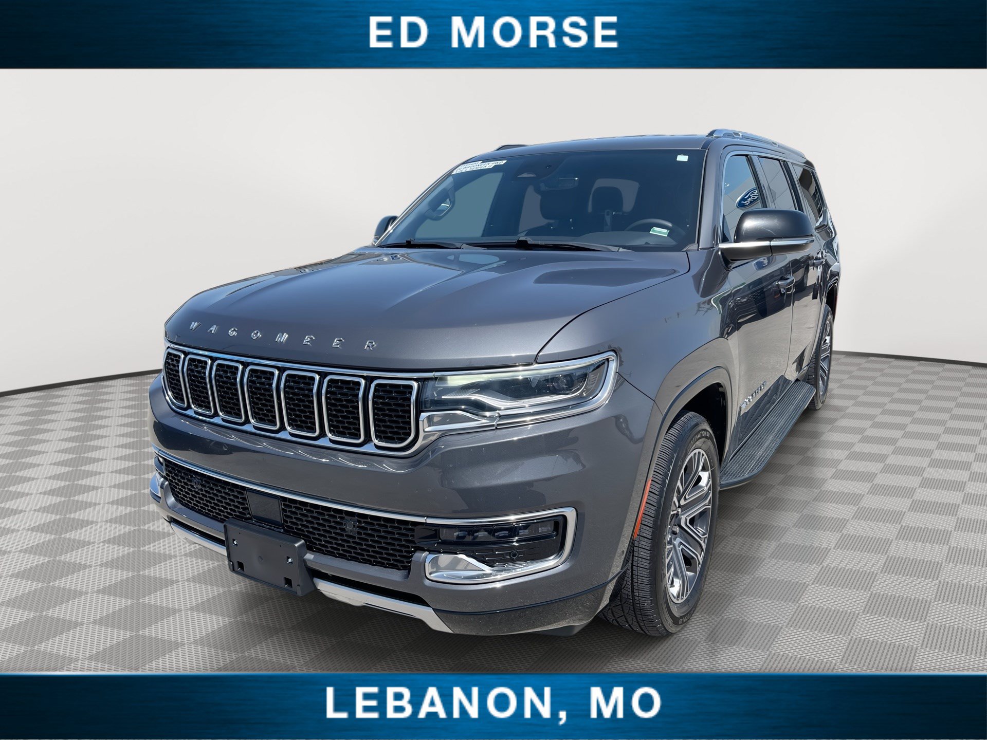 Used 2024 Jeep Wagoneer L Series II w/ Flexible Seating Group AWD/4WD image 1
