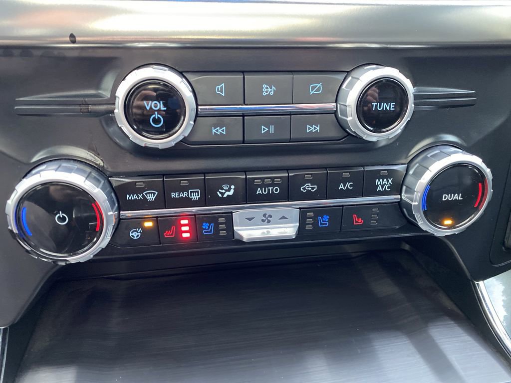 Certified 2023 Ford F150 Lariat w/ Equipment Group 502A High image 26