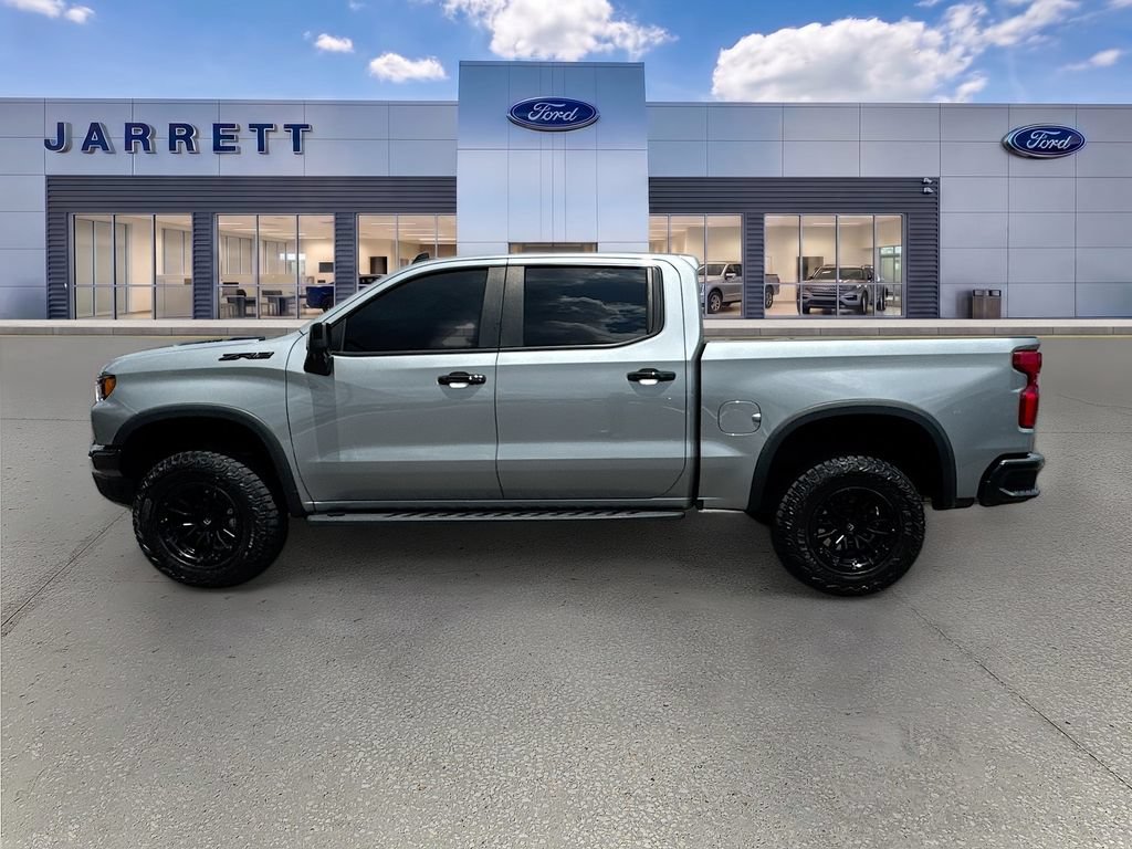 Used 2024 Chevrolet Silverado 1500 ZR2 w/ Technology Package AWD/4WD image 4