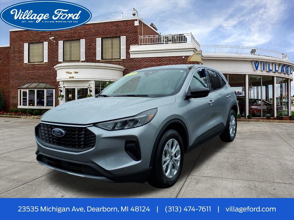 Certified 2023 Ford Escape Active AWD/4WD image 1