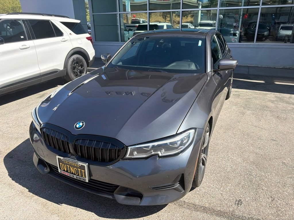 Used 2021 BMW 330i Sedan w/ Convenience Package RWD image 4