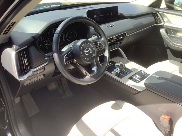 Used 2024 MAZDA CX-90 3.3 Turbo w/ Preferred Package image 9