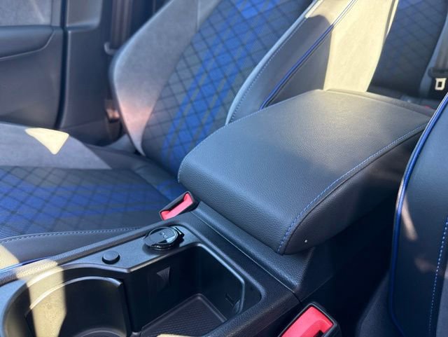 Used 2025 Volkswagen Golf R Black Edition AWD/4WD image 20