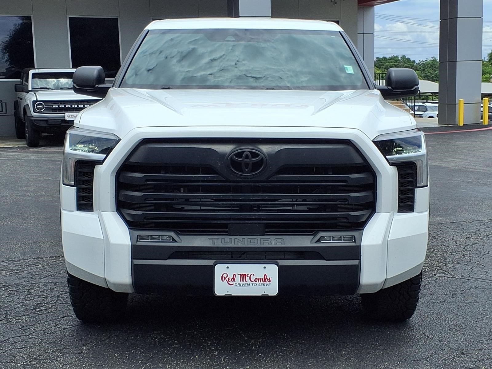 Used 2025 Toyota Tundra SR5 w/ SR5 Premium Package AWD/4WD image 2