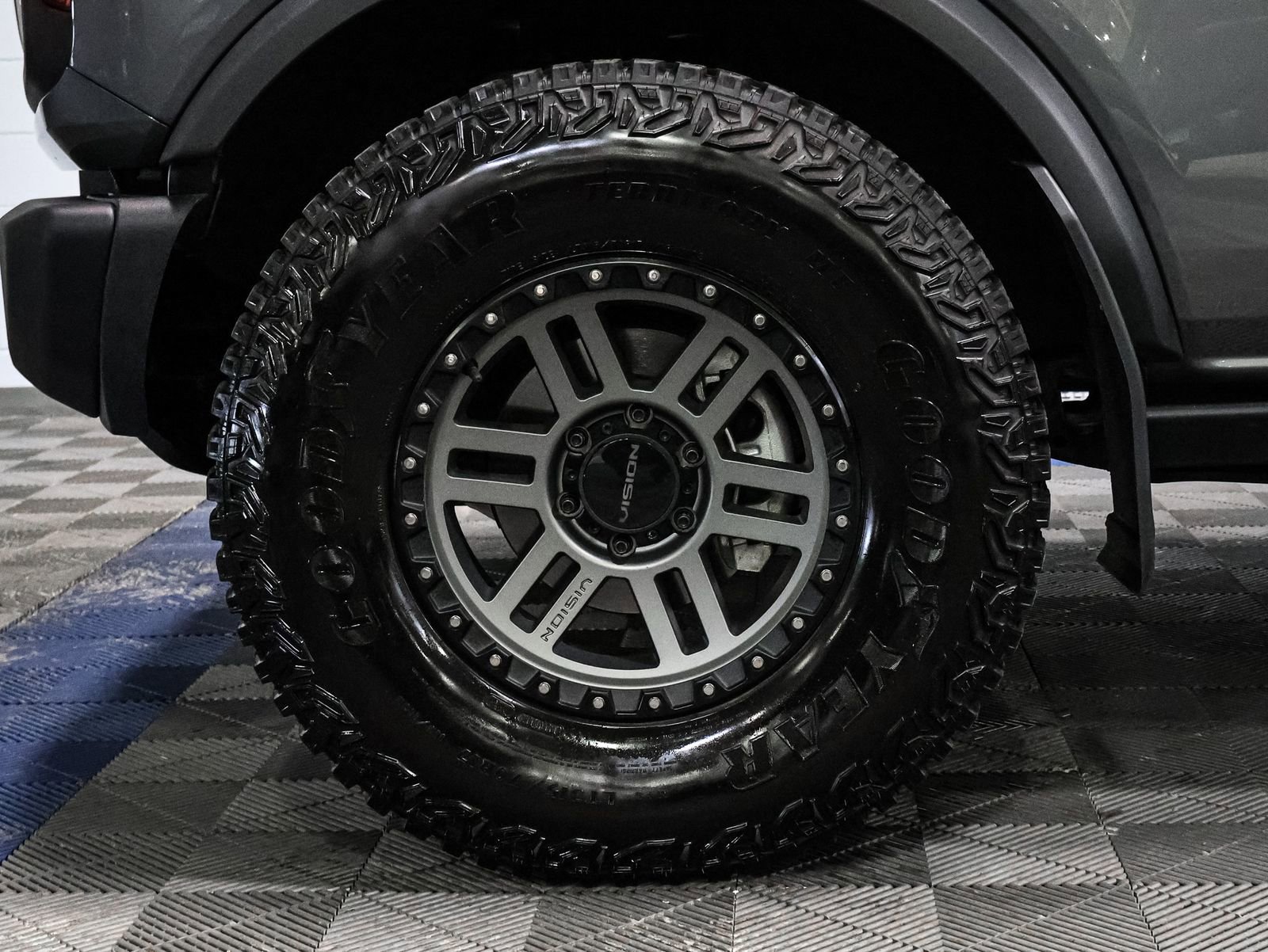 Certified 2024 Ford Bronco Black Diamond AWD/4WD image 19