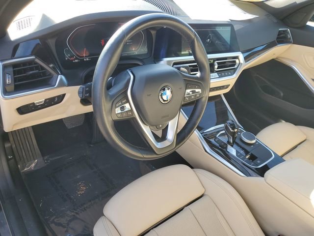 Used 2022 BMW 330i Sedan w/ Premium Package image 16