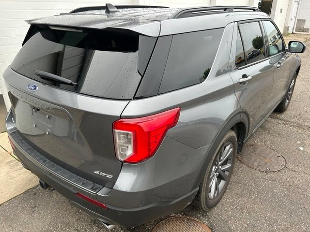 Certified 2023 Ford Explorer XLT w/ Equipment Group 202A AWD/4WD image 5