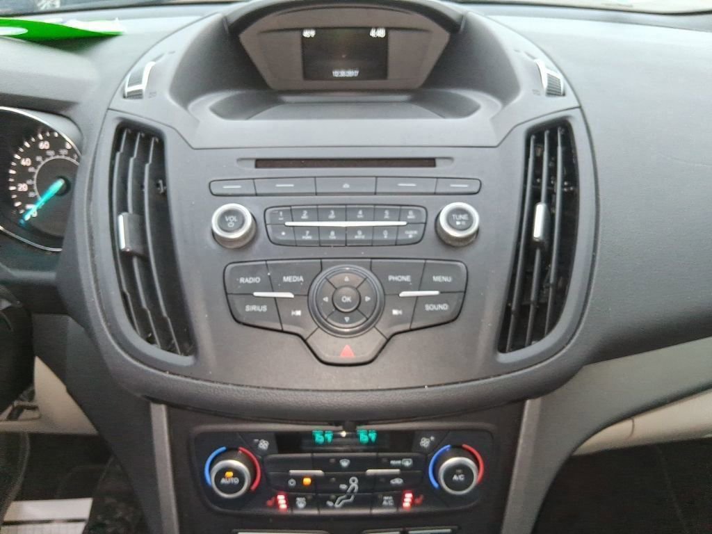 Certified 2018 Ford Escape SE image 17