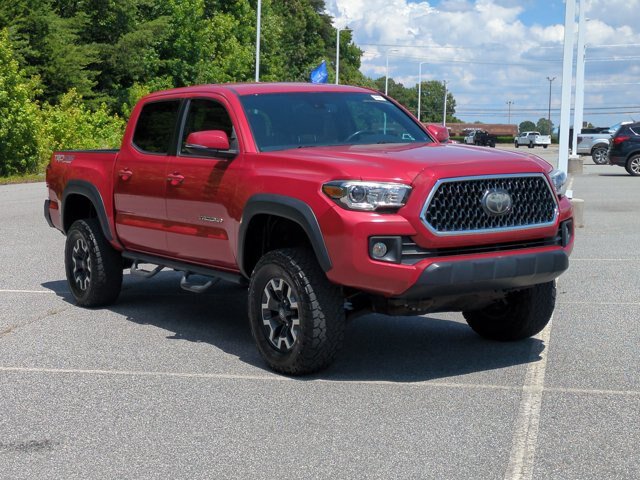 Used 2019 Toyota Tacoma TRD Off-Road AWD/4WD image 2