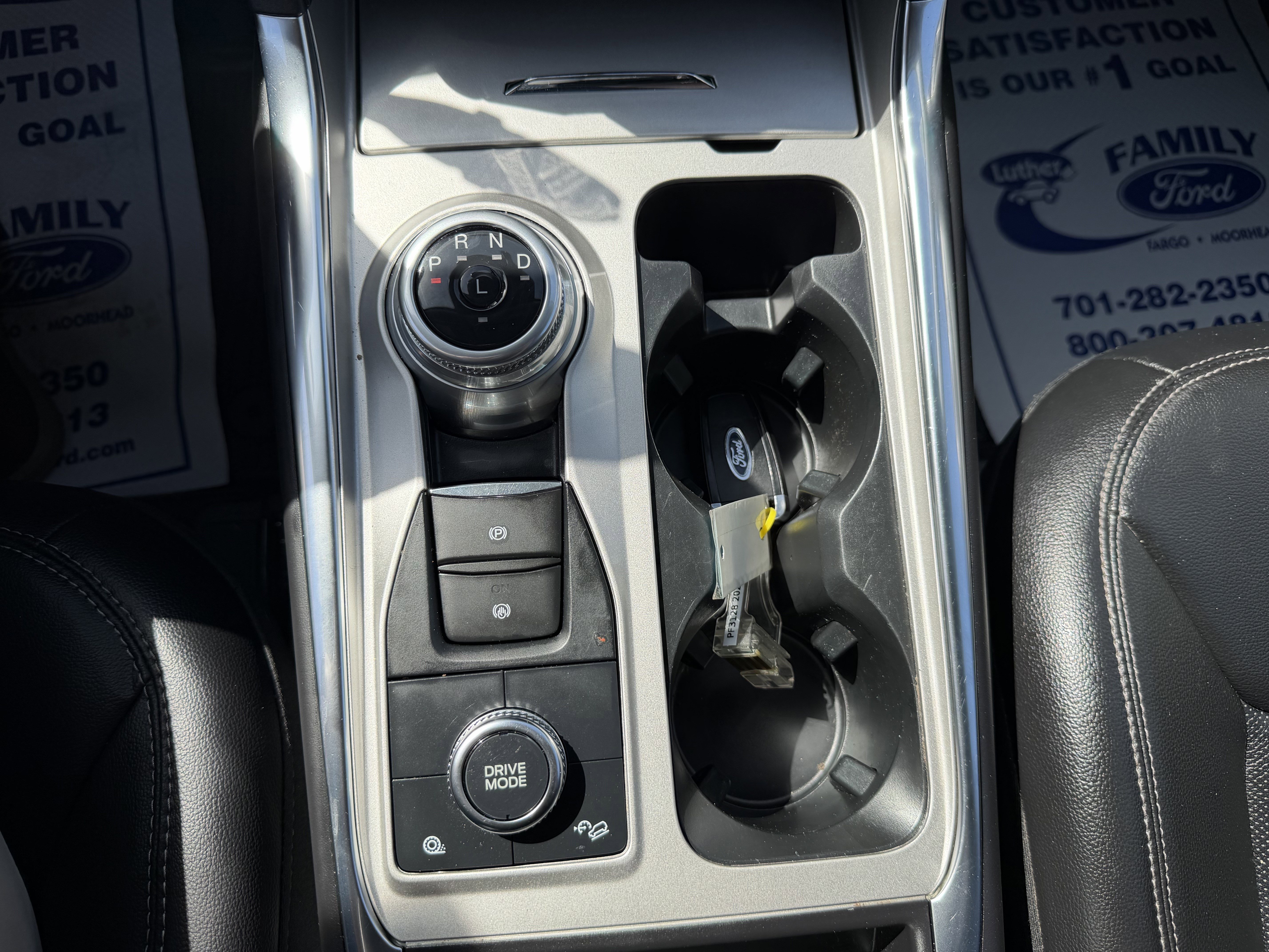 Certified 2023 Ford Explorer Limited w/ Class IV Trailer Tow Package AWD/4WD image 17