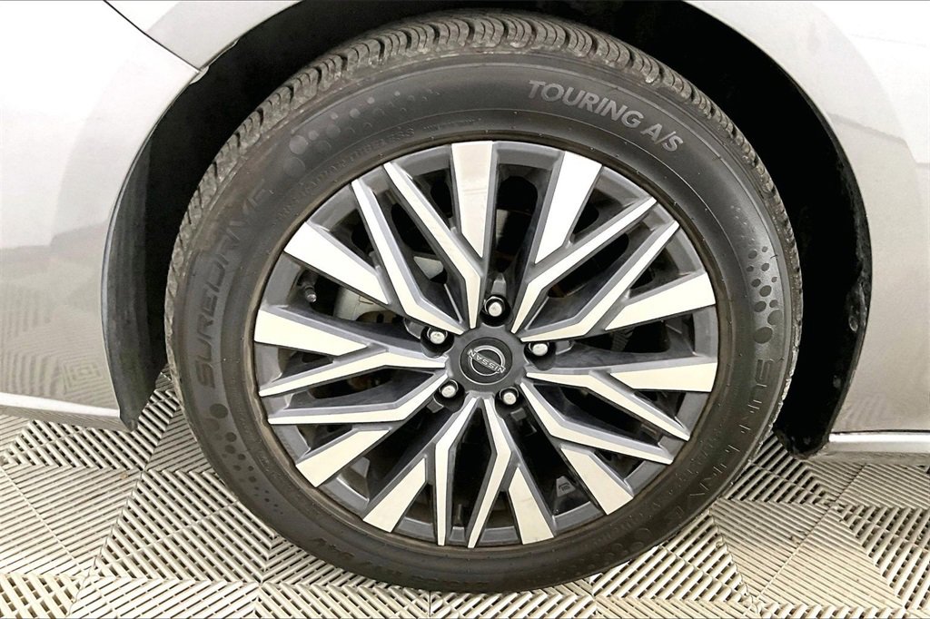 Used 2023 Nissan Altima 2.5 SV image 7