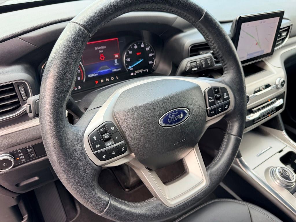 Certified 2023 Ford Explorer XLT w/ Equipment Group 202A RWD image 23