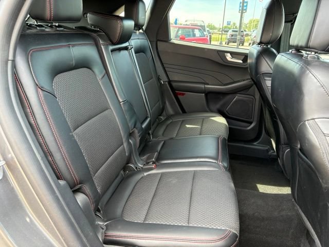 Certified 2024 Ford Escape ST-Line w/ Tech Pack #1 AWD/4WD image 11