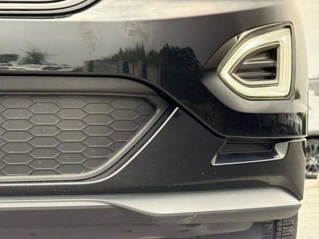 Certified 2018 Ford Edge Sport w/ Technology Package AWD/4WD image 11