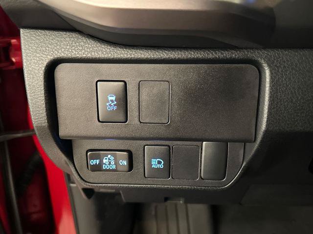 Used 2023 Toyota Tacoma SR5 RWD image 18