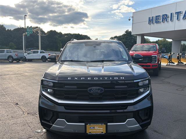 Certified 2025 Ford Expedition Platinum w/ Driver's Package AWD/4WD image 2