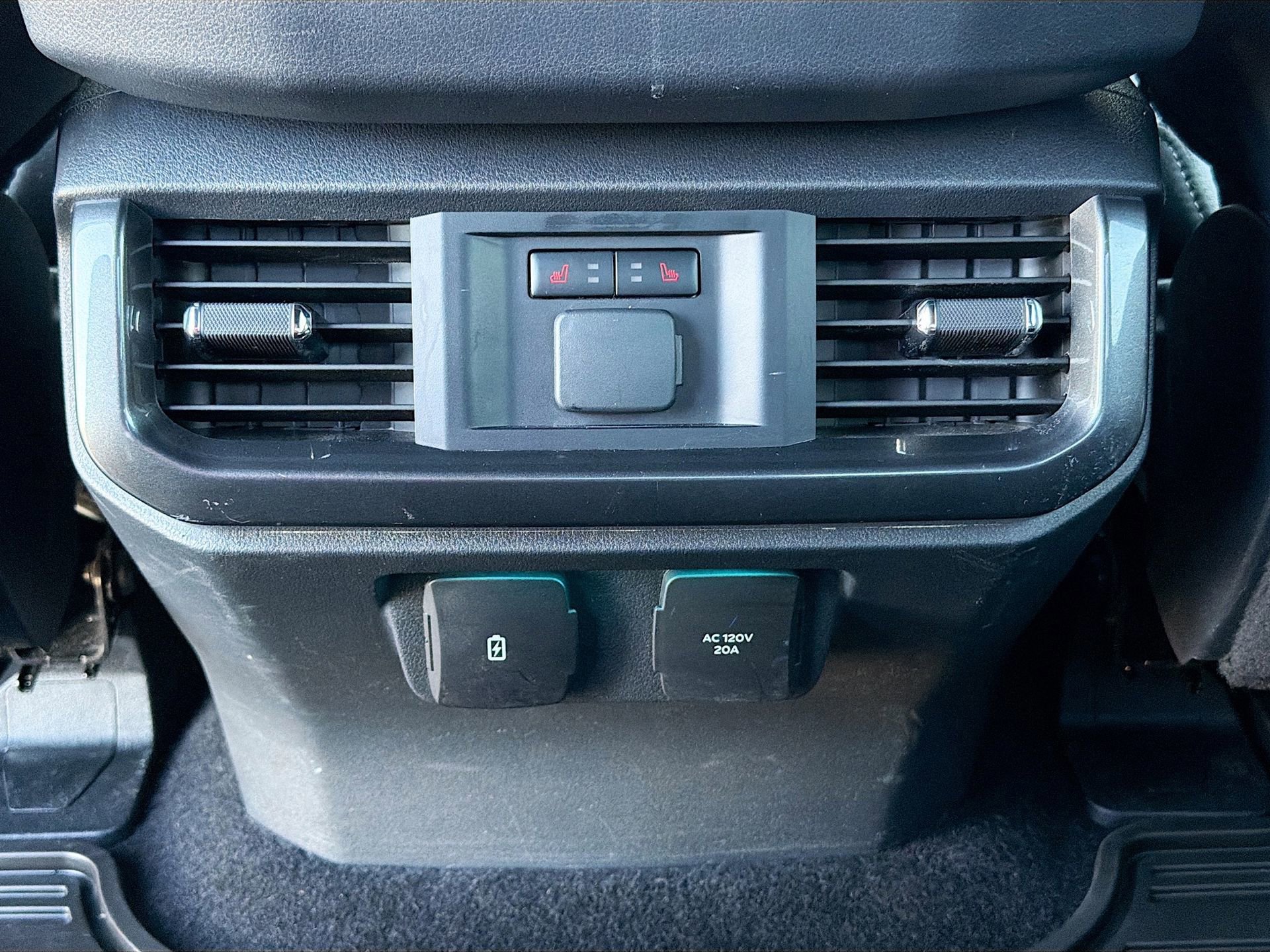 Certified 2023 Ford F150 Lariat w/ Equipment Group 502A High image 32