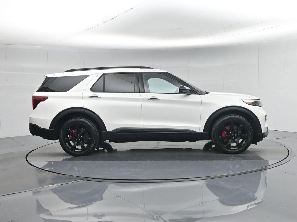 Certified 2023 Ford Explorer ST w/ Equipment Group 401A AWD/4WD image 31