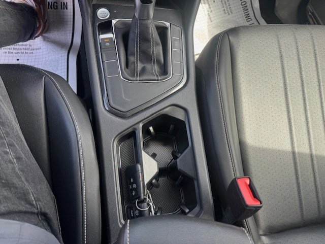 Used 2022 Volkswagen Tiguan SE image 21