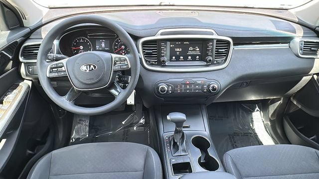 Used 2019 Kia Sorento L FWD image 22