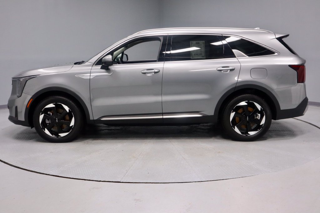 Used 2025 Kia Sorento EX AWD/4WD image 8