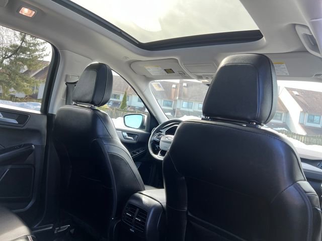 Certified 2022 Ford Escape SEL image 33