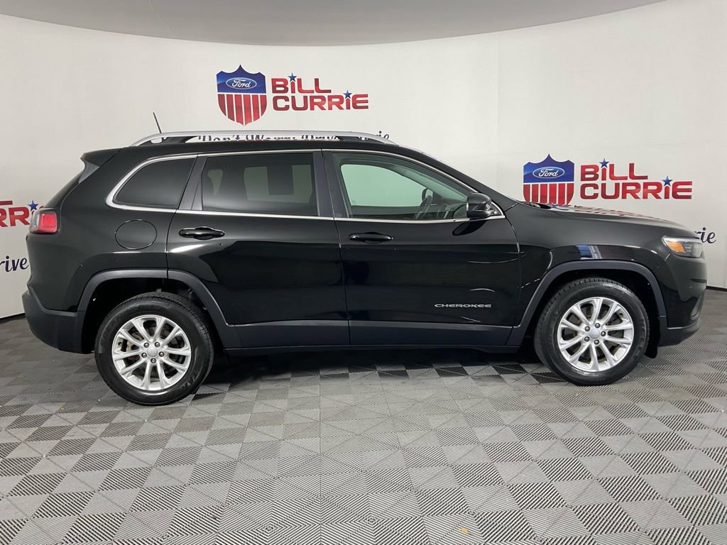 Used 2019 Jeep Cherokee Latitude w/ Popular Appearance Group image 6