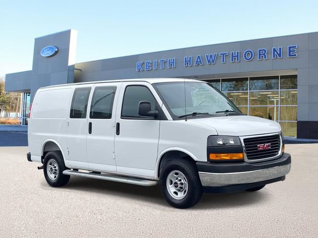 Used 2025 GMC Savana 2500 w/ Driver Convenience Package RWD image 1