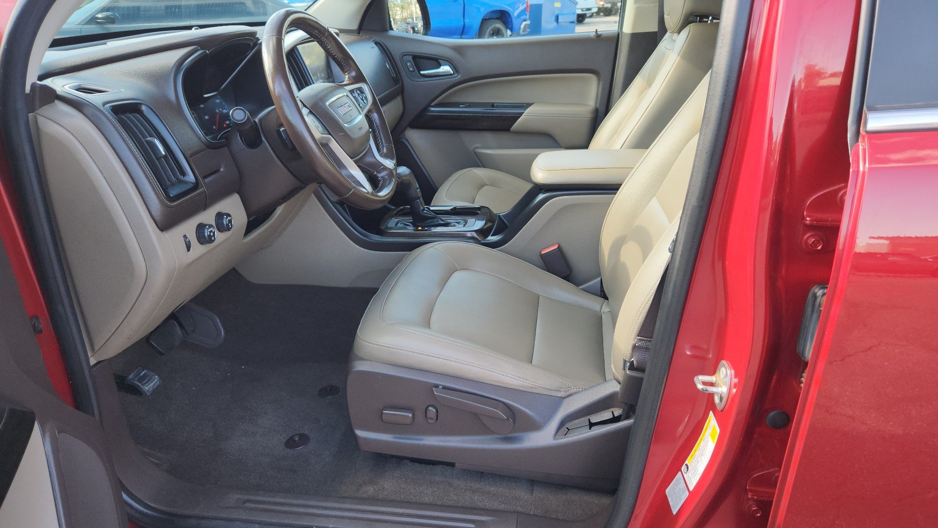 Used 2017 GMC Canyon SLT w/ Trailering Package AWD/4WD image 18