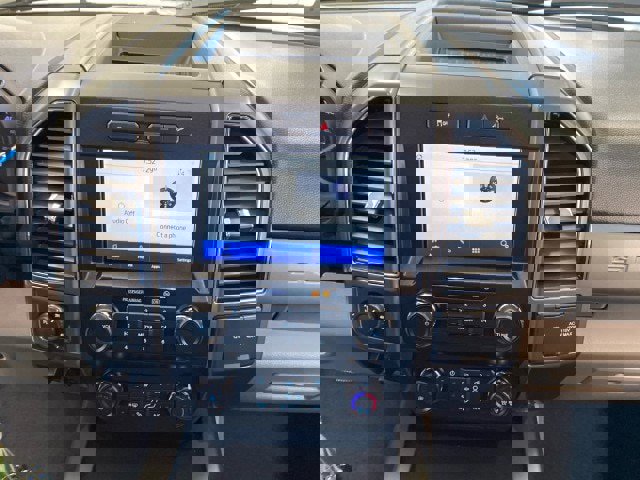 Certified 2022 Ford F250 XLT w/ Black Appearance Package image 24