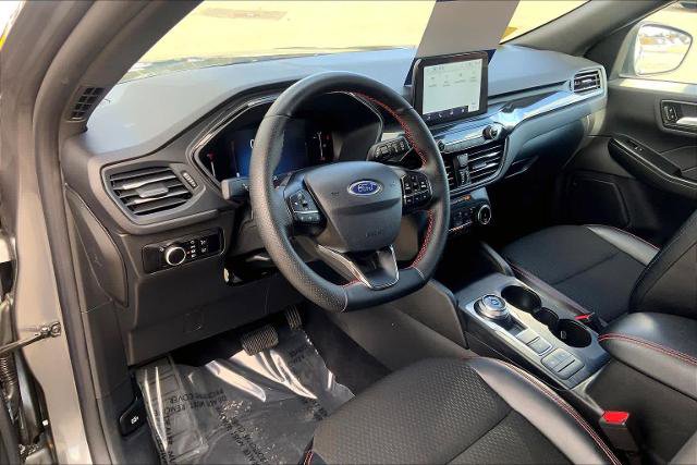 Certified 2025 Ford Escape ST-Line image 18