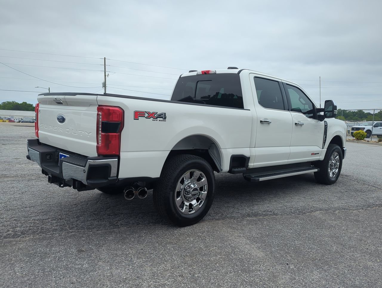 Certified 2023 Ford F250 Lariat w/ Chrome Package AWD/4WD image 4