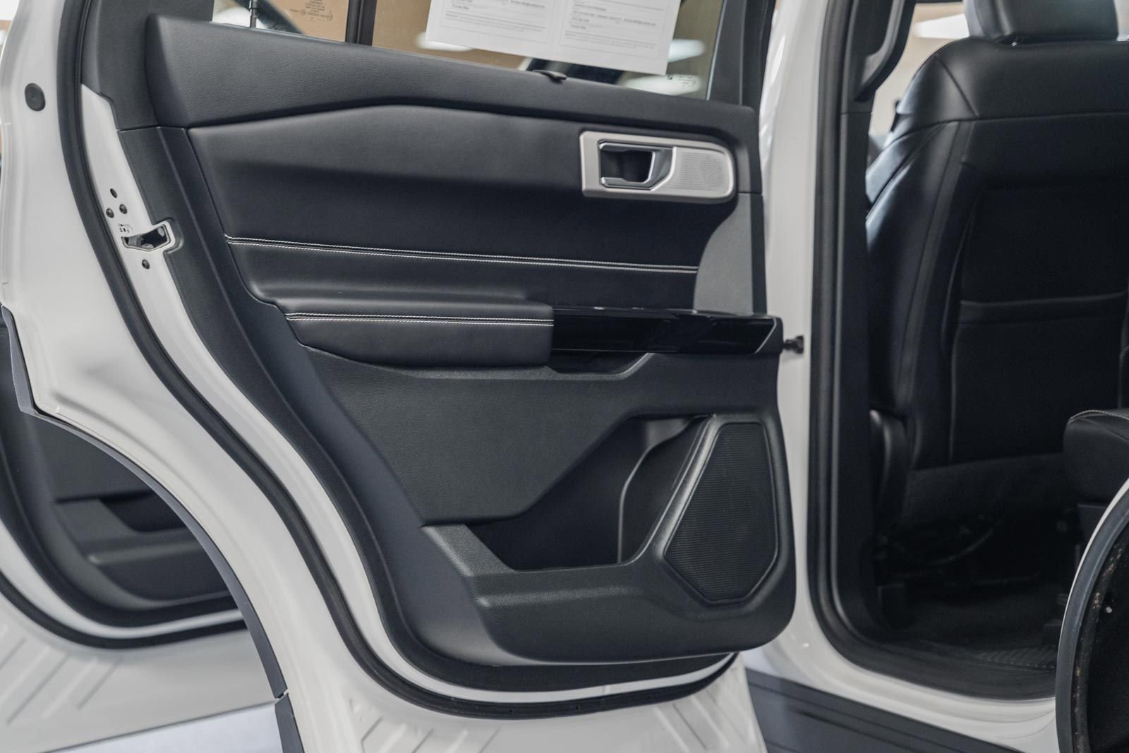 Certified 2024 Ford Explorer ST w/ Equipment Group 401A image 43