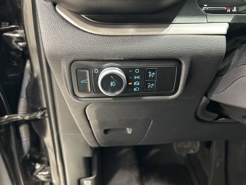 Certified 2023 Ford Explorer XLT w/ Equipment Group 202A image 14