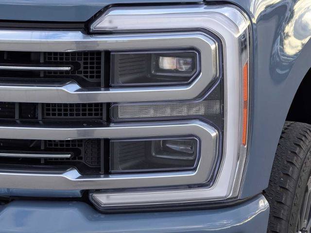 Certified 2023 Ford F350 Limited w/ FX4 Off-Road Package AWD/4WD image 10